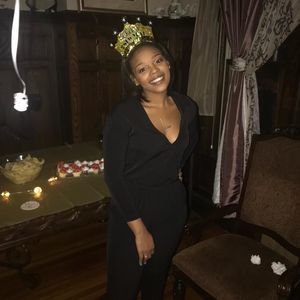 Meet your Posher, Neeya